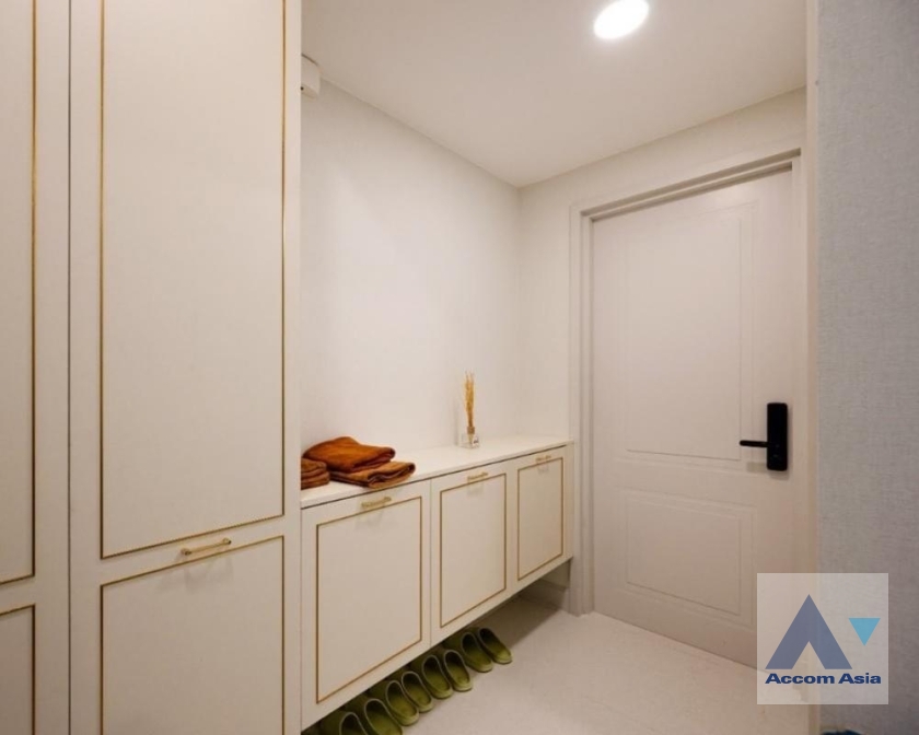 31  4 br House for rent and sale in Latkrabang ,Bangkok ARL Ban Thap Chang at Nantawan Rama 9 New Krungthepkreetha AA38862