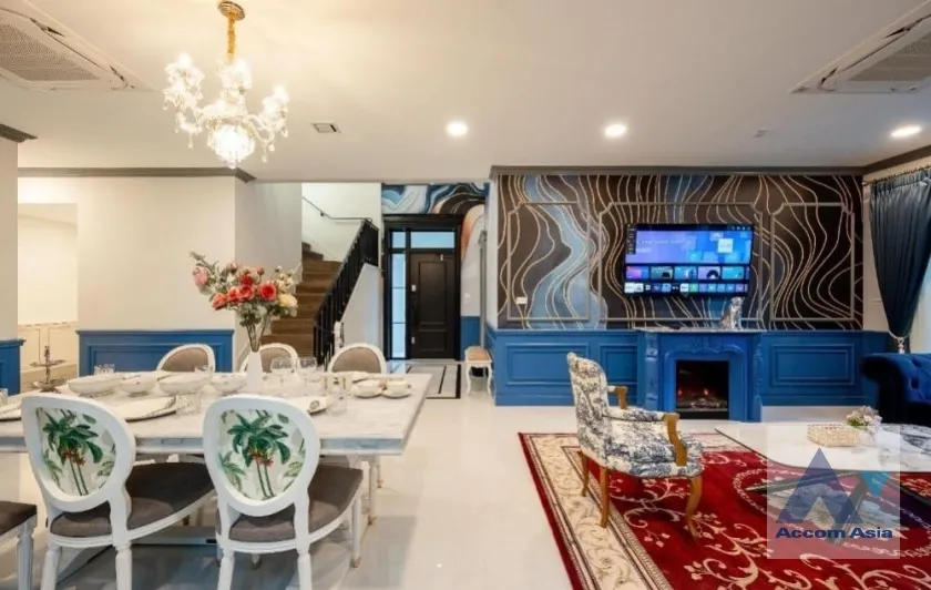 unitSuper Luxury, Fully Furnished, Garden View, Garden, Common Pool |  4 Bedrooms  House For Rent & Sale in Latkrabang, Bangkok  near ARL Ban Thap Chang (AA38862)