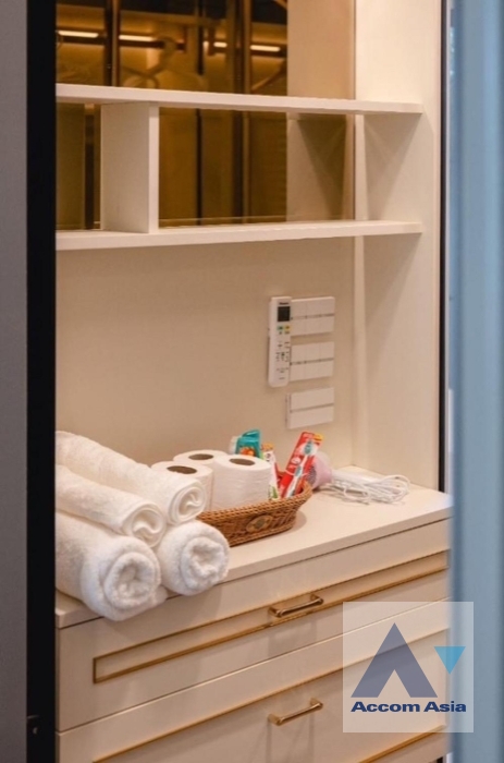 40  4 br House for rent and sale in Latkrabang ,Bangkok ARL Ban Thap Chang at Nantawan Rama 9 New Krungthepkreetha AA38862