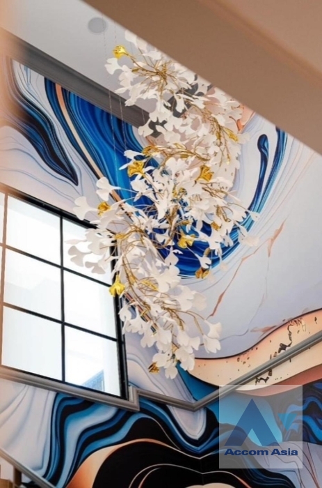 44  4 br House for rent and sale in Latkrabang ,Bangkok ARL Ban Thap Chang at Nantawan Rama 9 New Krungthepkreetha AA38862