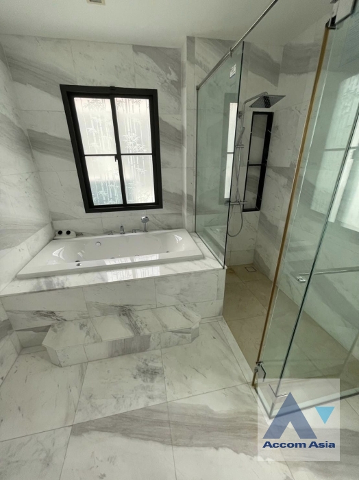 11  4 br House For Sale in Samutprakan ,Samutprakan BTS Bearing at Grand Bangkok Boulevard Sukhumvit AA38863