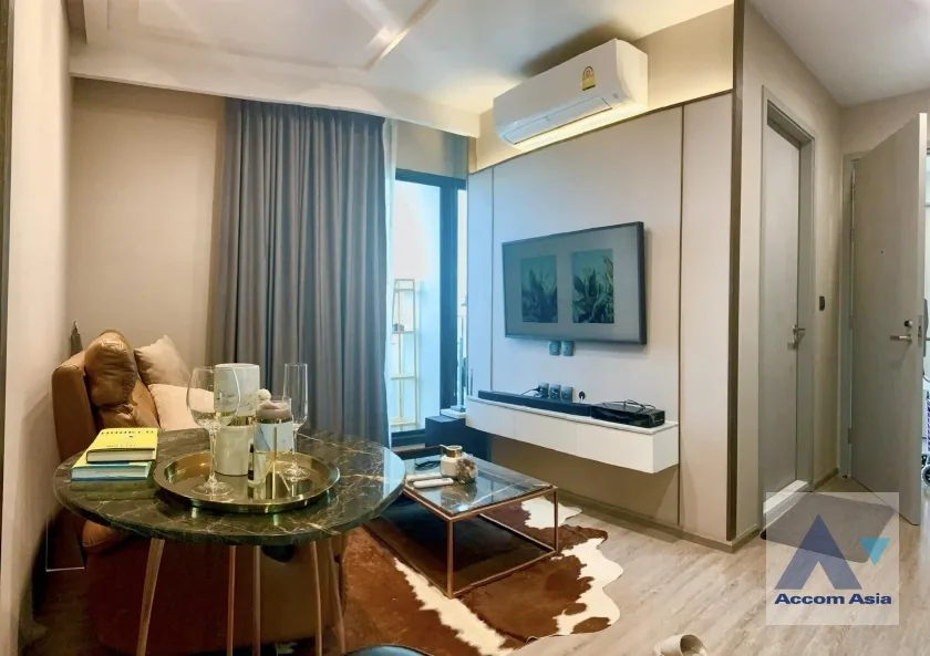 Rhythm Ekkamai Condominium  1 Bedroom for Sale & Rent BTS Ekkamai in Sukhumvit Bangkok