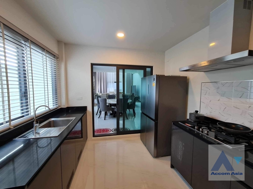 6  4 br House for rent and sale in Samutprakan ,Samutprakan BTS Bang Na at The City Bangna AA38871