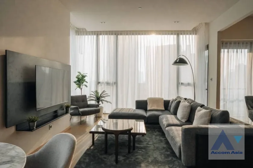 Pet friendly |  The Strand Thonglor Condominium  2 Bedroom for Sale & Rent BTS Thong Lo in Sukhumvit Bangkok