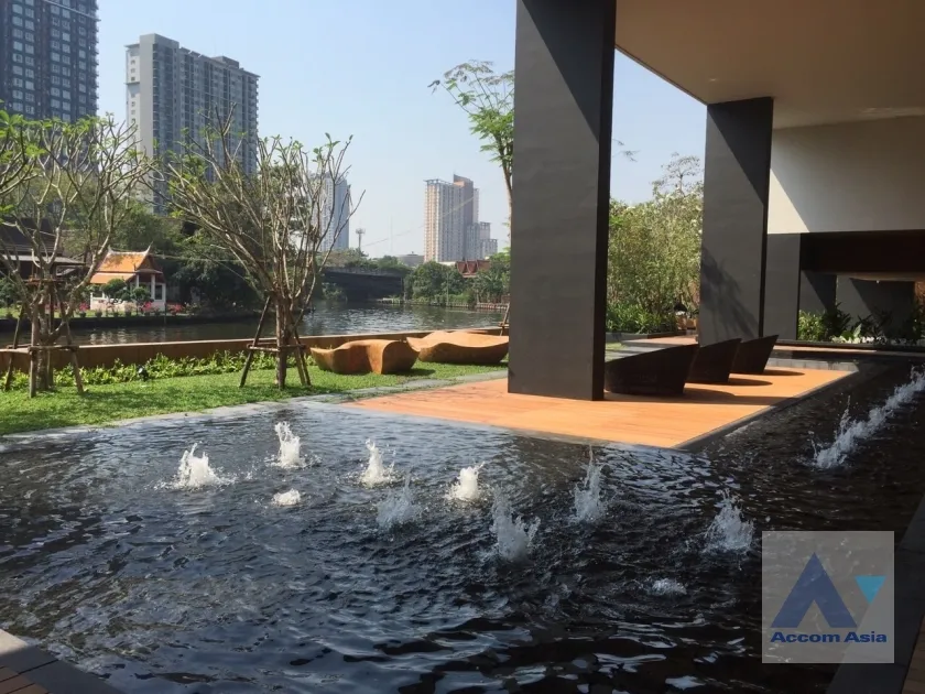 unit 2 Bedrooms  Condominium For Rent in Sukhumvit, Bangkok  near BTS On Nut (AA38885)