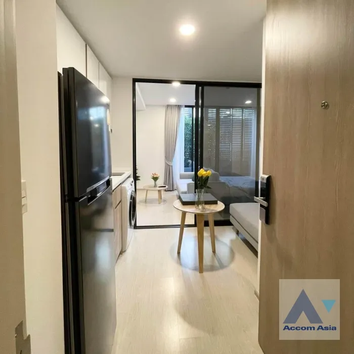 unit 1 Bedroom  Condominium For Rent in Sukhumvit, Bangkok  near BTS Ekkamai (AA38915)