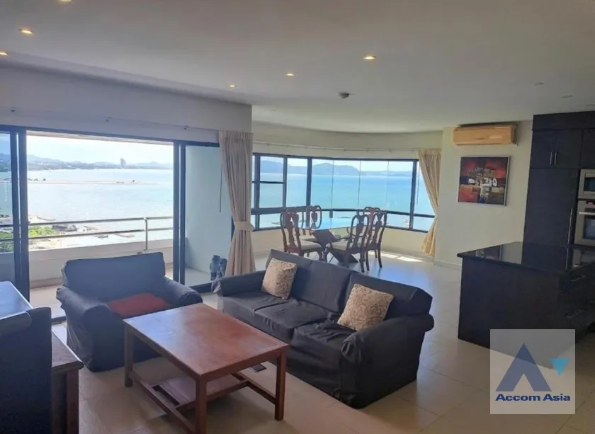 unit 3 Bedrooms  Condominium For Sale in ,   (AA38917)