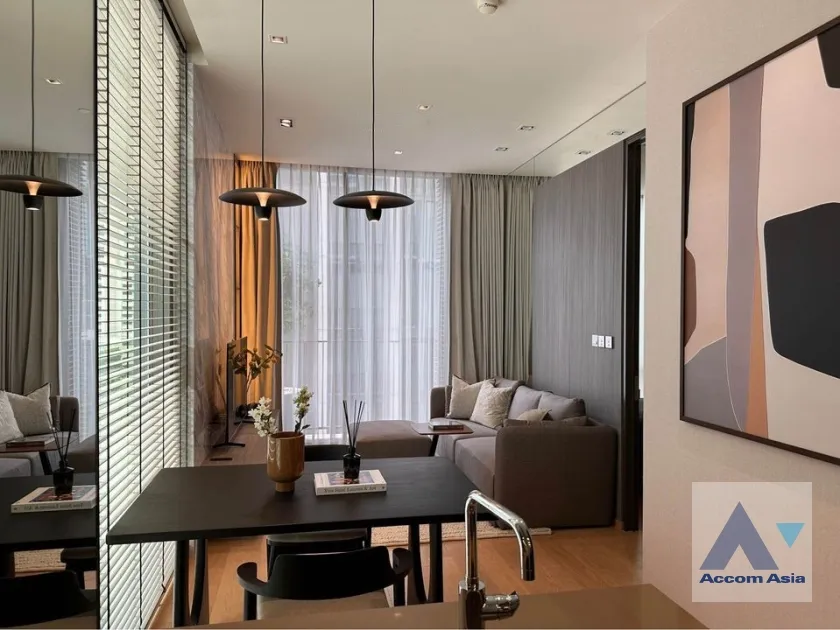 2  1 br Condominium For Rent in Ploenchit ,Bangkok BTS Chitlom at 28 Chidlom AA38978