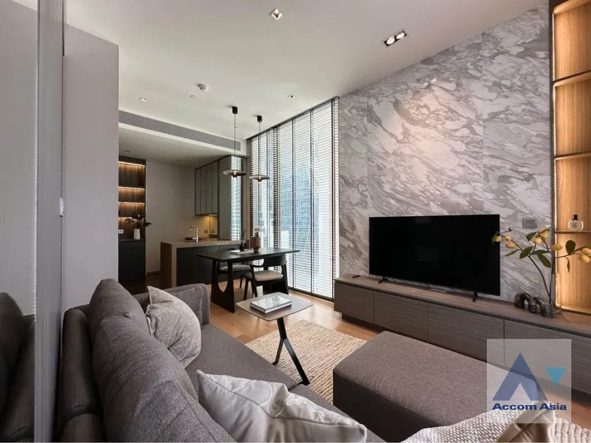 unit 1 Bedroom  Condominium For Rent in Ploenchit, Bangkok  near BTS Chitlom (AA38978)