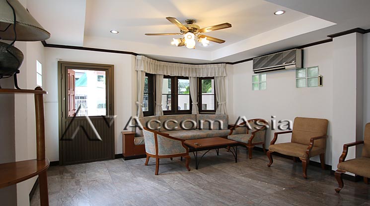  1  2 br House For Rent in Ploenchit ,Bangkok BTS Ploenchit 95322