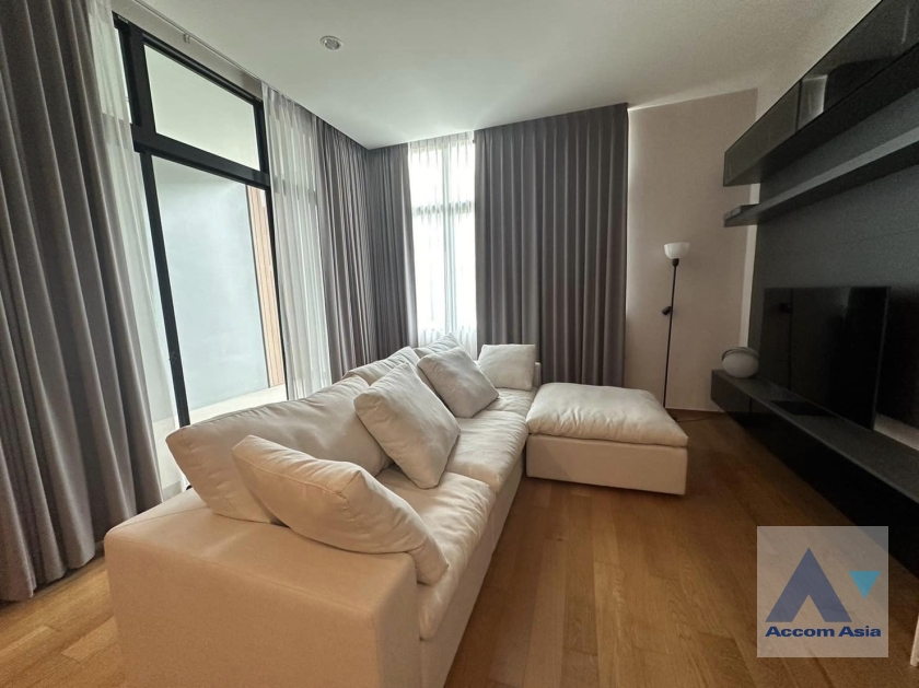  1  3 br Townhouse For Sale in Krungthep Kreetha ,Bangkok  at Nirvana Define Srinakarin-Rama9 AA39015