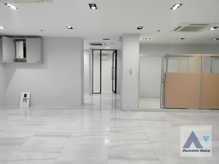  1  Retail / Showroom For Rent in Sukhumvit ,Bangkok BTS Thong Lo at Major Tower AA39017
