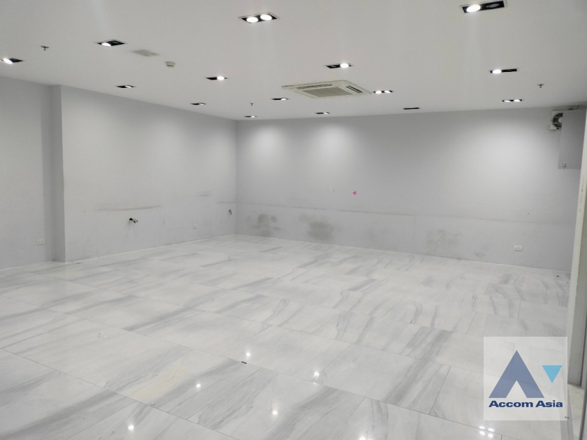  1  Retail / Showroom For Rent in Sukhumvit ,Bangkok BTS Thong Lo at Major Tower AA39017