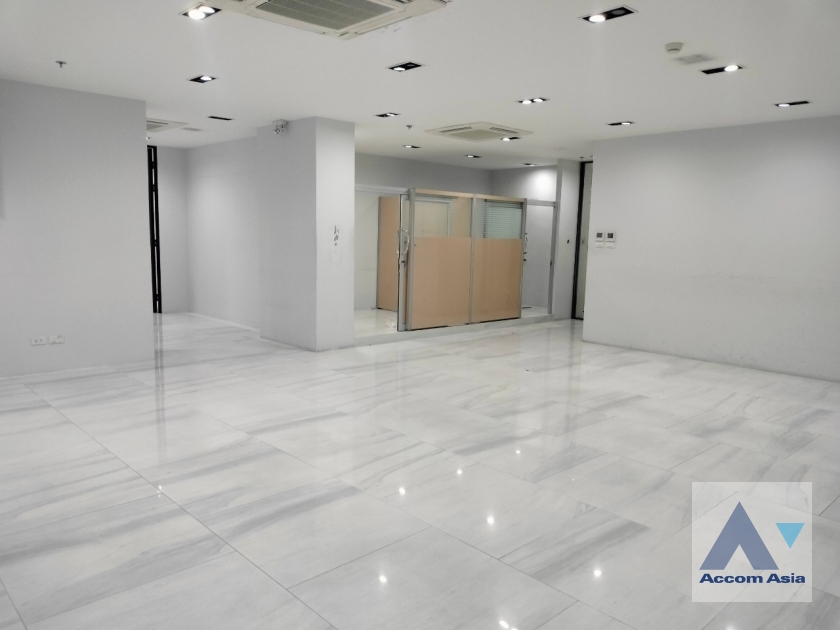  2  Retail / Showroom For Rent in Sukhumvit ,Bangkok BTS Thong Lo at Major Tower AA39017