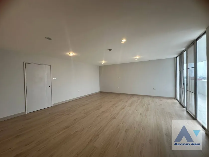 7  3 br Apartment For Rent in Sukhumvit ,Bangkok BTS Ekkamai at Ideal Place For Big Families AA39019