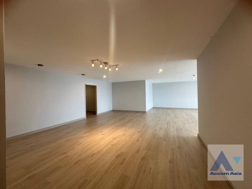 4  3 br Apartment For Rent in Sukhumvit ,Bangkok BTS Ekkamai at Ideal Place For Big Families AA39019