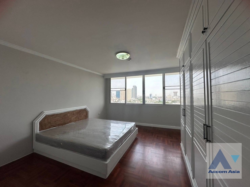 11  3 br Apartment For Rent in Sukhumvit ,Bangkok BTS Ekkamai at Ideal Place For Big Families AA39021