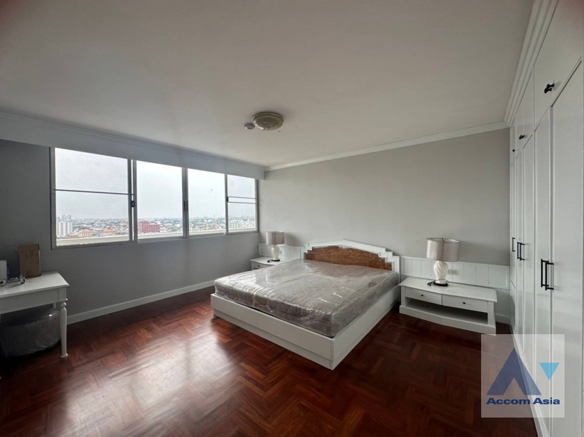 7  3 br Apartment For Rent in Sukhumvit ,Bangkok BTS Ekkamai at Ideal Place For Big Families AA39021