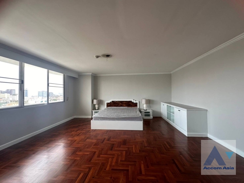 6  3 br Apartment For Rent in Sukhumvit ,Bangkok BTS Ekkamai at Ideal Place For Big Families AA39021