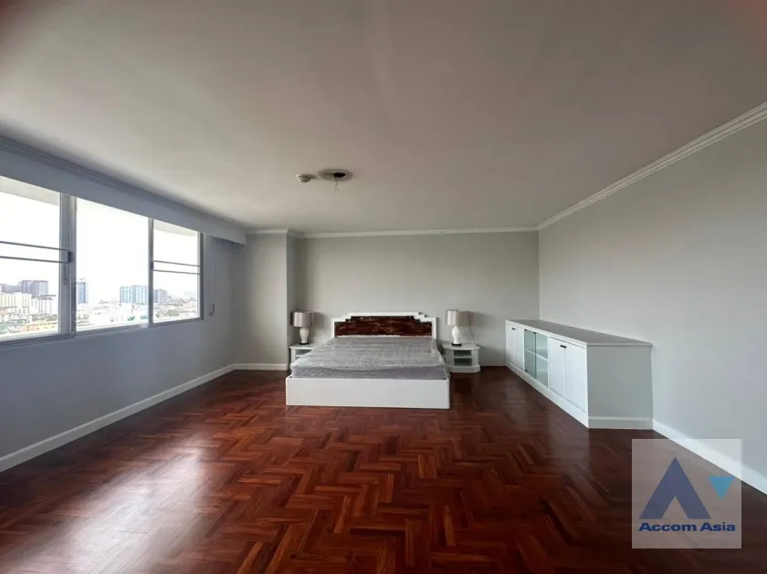 6  3 br Apartment For Rent in Sukhumvit ,Bangkok BTS Ekkamai at Ideal Place For Big Families AA39021