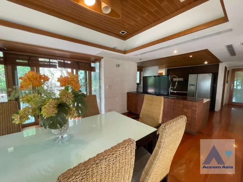 unit 5 Bedrooms  House For Rent & Sale in Pattaya, Chonburi  (AA39025)