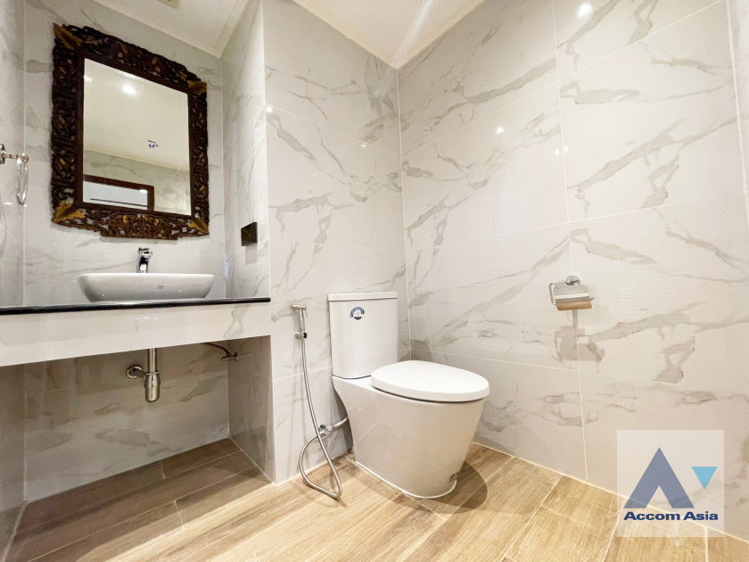 12  2 br Condominium For Rent in Sukhumvit ,Bangkok BTS Nana at Saranjai mansion AA39029