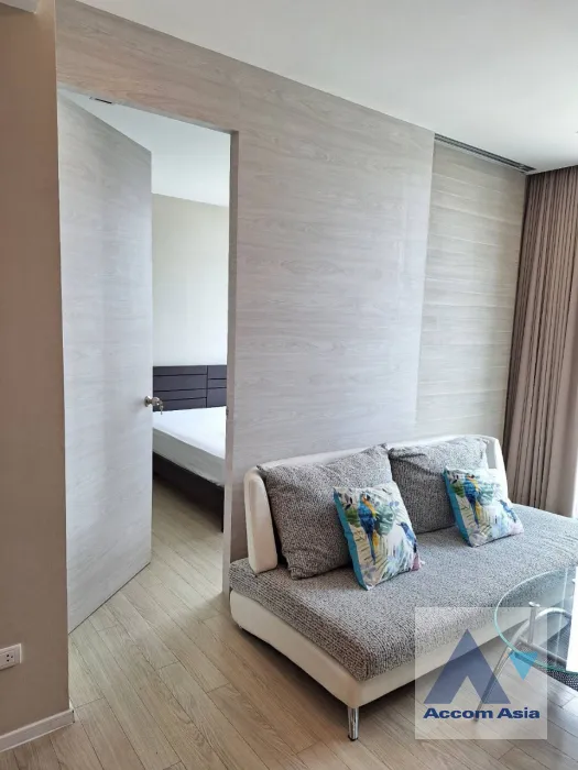  2  1 br Condominium for rent and sale in Sukhumvit ,Bangkok BTS Asok at The Room Sukhumvit 21 AA39032