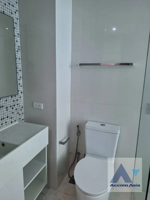 6  1 br Condominium for rent and sale in Sukhumvit ,Bangkok BTS Asok at The Room Sukhumvit 21 AA39032