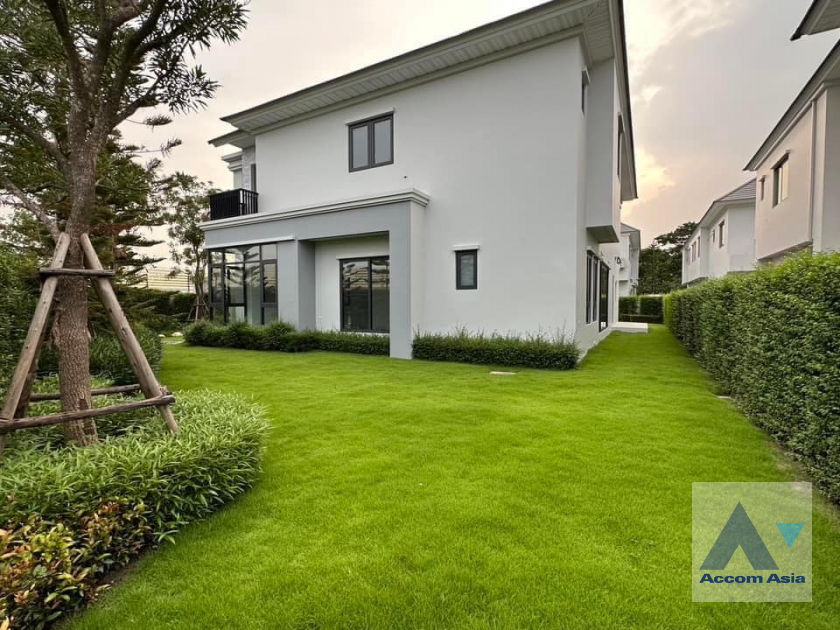  1  4 br House For Sale in Latkrabang ,Bangkok ARL Ban Thap Chang at House AA39044