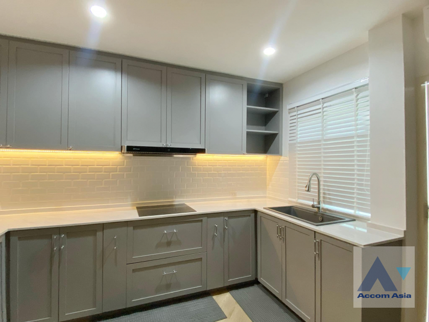 6  3 br House For Sale in Pattanakarn ,Bangkok ARL Ban Thap Chang at Bangkok Boulevard Rama9 AA39048