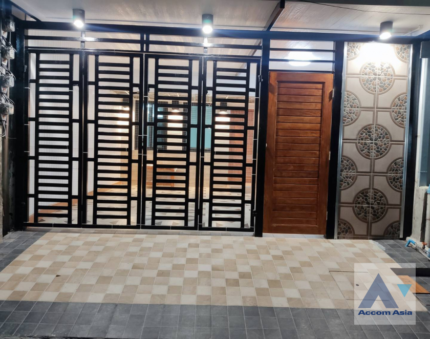 16  2 br Townhouse For Sale in Bang Na ,Bangkok BTS Udomsuk AA39049