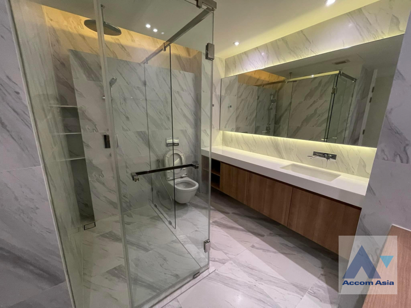 7  1 br Condominium for rent and sale in Sukhumvit ,Bangkok BTS Asok - MRT Sukhumvit at Muniq Sukhumvit 23 AA39059