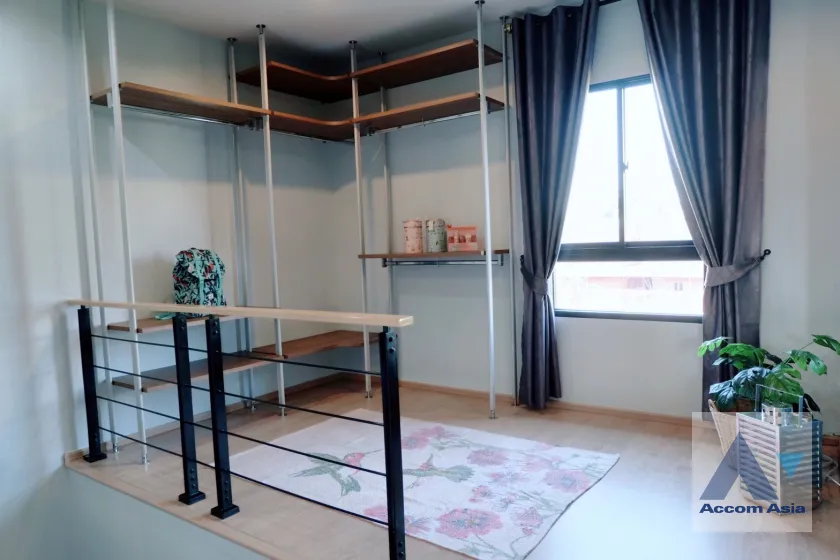 9  3 br Townhouse for rent and sale in Pattanakarn ,Bangkok ARL Ramkhamhaeng at Arden Pattanakarn AA39064