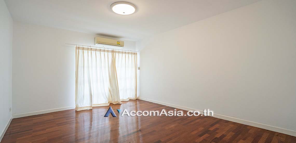 7  3 br House for rent and sale in Sukhumvit ,Bangkok BTS Nana 11001812