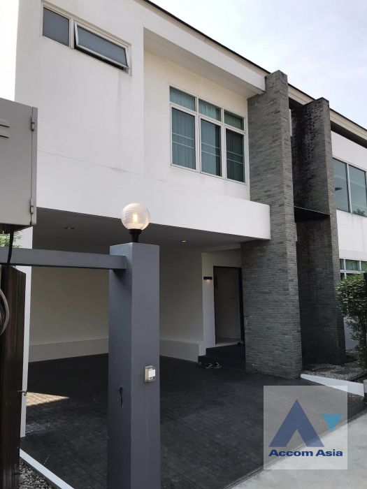 14  4 br House For Sale in Lat Phrao ,Bangkok ARL Ramkhamhaeng at Moo Baan Tararom  AA39082