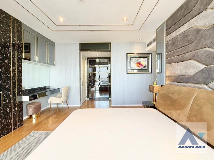 15  1 br Condominium for rent and sale in Sathorn ,Bangkok BTS Surasak at The Bangkok Sathorn AA39083
