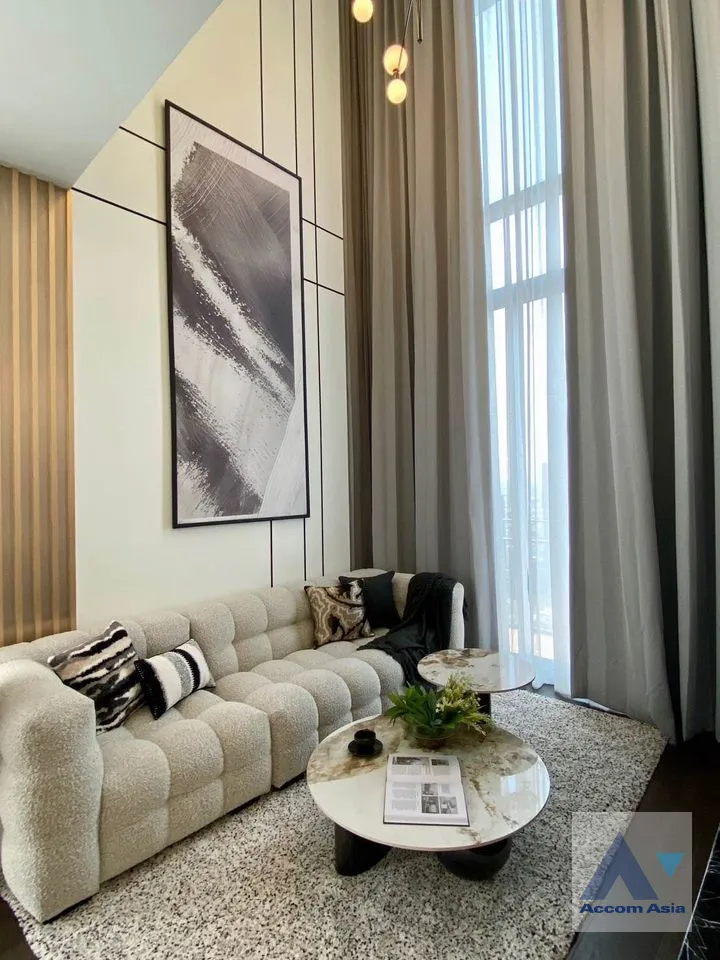 unit 2 Bedrooms  Condominium For Rent in Sukhumvit, Bangkok  near BTS Phrom Phong (AA39091)
