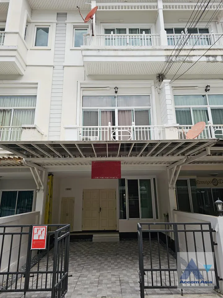Fully Furnished |  The Metro Rama 9 Townhouse  3 Bedroom for Rent ARL Hua Mak in Pattanakarn Bangkok