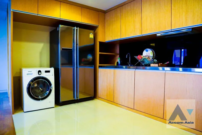unitFully Furnished |  2 Bedrooms  Condominium For Rent in Sukhumvit, Bangkok  near BTS Phrom Phong (AA39106)