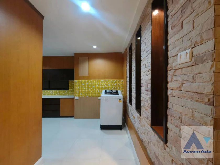 10  2 br Condominium for rent and sale in Sukhumvit ,Bangkok BTS Phrom Phong at Acadamia Grand Tower AA39110