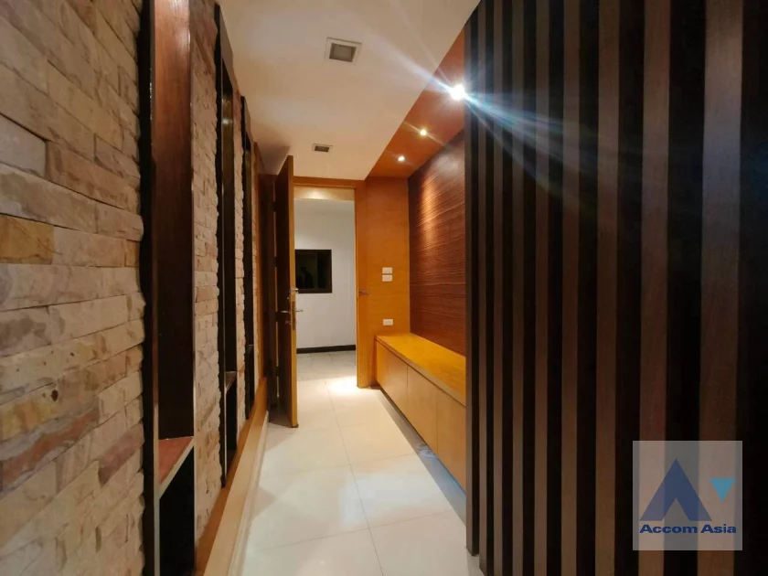 11  2 br Condominium for rent and sale in Sukhumvit ,Bangkok BTS Phrom Phong at Acadamia Grand Tower AA39110