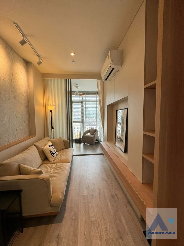  Rhythm Ekkamai Estate Condominium  1 Bedroom for Rent BTS Ekkamai in Sukhumvit Bangkok