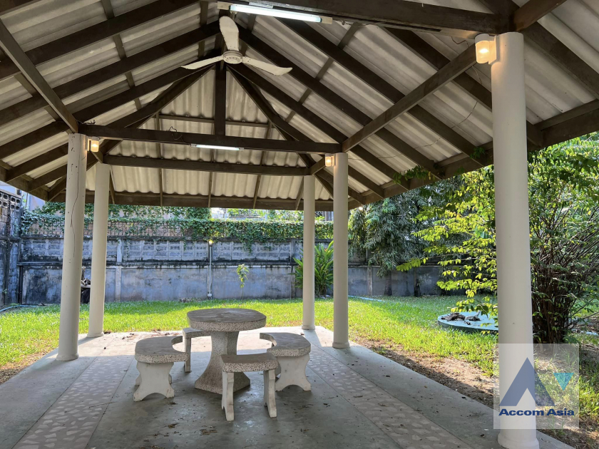 20  5 br House For Rent in Phaholyothin ,Bangkok BTS Sanam Pao AA39130