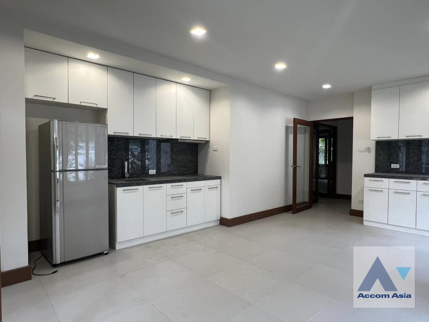 4  5 br House For Rent in Phaholyothin ,Bangkok BTS Sanam Pao AA39130