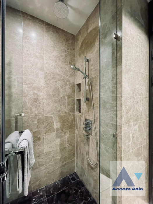 5  2 br Condominium for rent and sale in Ploenchit ,Bangkok BTS Chitlom at 28 Chidlom AA39136