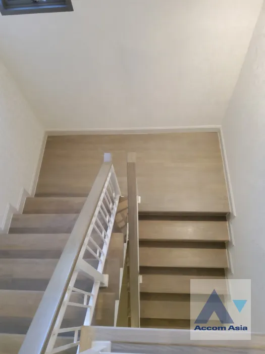 11  4 br House For Sale in Latkrabang ,Bangkok ARL Ban Thap Chang at House AA39143
