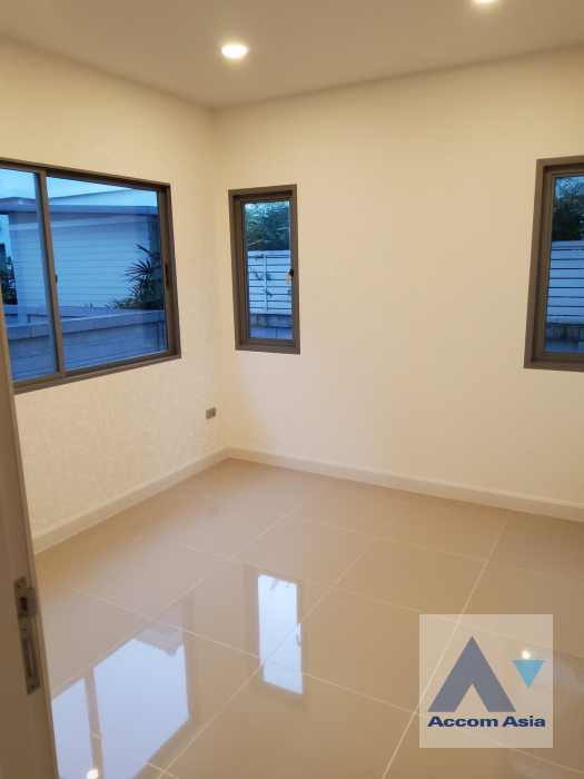 7  4 br House For Sale in Latkrabang ,Bangkok ARL Ban Thap Chang at House AA39143