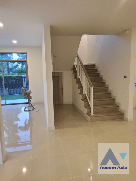 10  4 br House For Sale in Latkrabang ,Bangkok ARL Ban Thap Chang at House AA39143