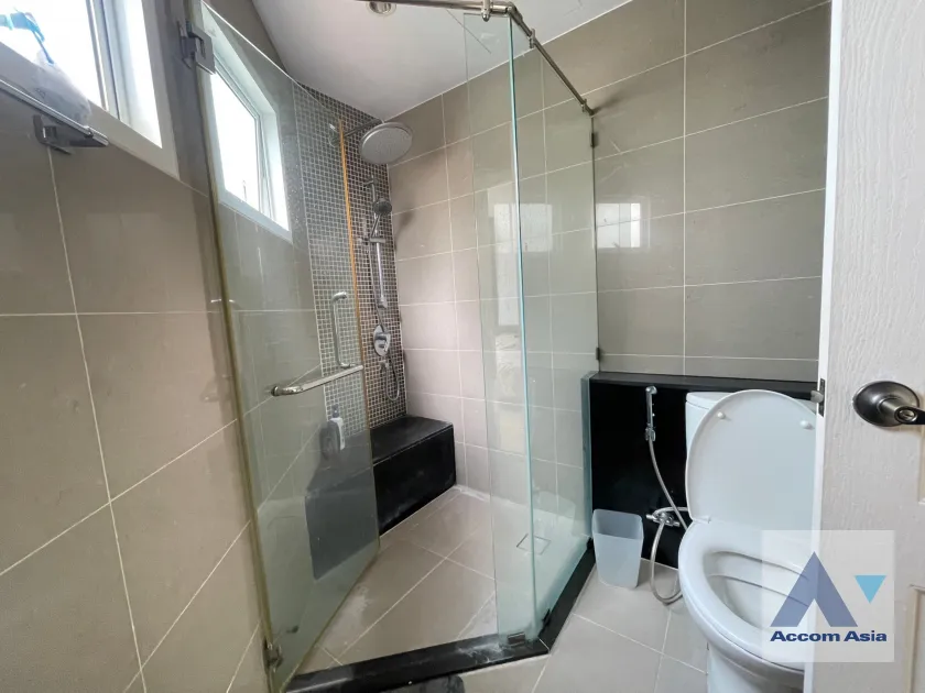 unitFully Furnished, Common Pool, Big Balcony |  2 Bedrooms  Condominium For Sale in Ratchadaphisek, Bangkok  near MRT Rama 9 (AA39156)