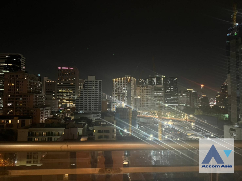 11  4 br Condominium For Rent in Silom ,Bangkok MRT Silom - BTS Sala Daeng at Royal Saladaeng AA39190